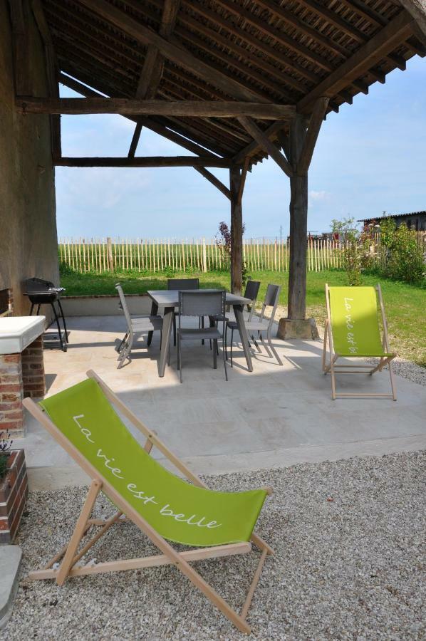 Gite Les Robins Vergigny Exterior photo